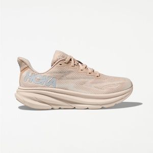 HOKA Clifton 9 Running Shoes
